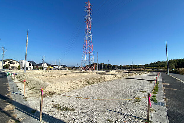 【26号地 外観】クレアテラス緑区諸の木グリーンヴィレッジは、第一種低層住居専用地域のため、低層住宅、戸建エリアの街並
