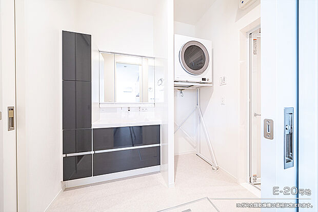 【E-20号地 洗面室】E-20号地