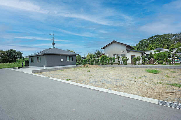 【2号地 前面道路含む現地写真】2号地