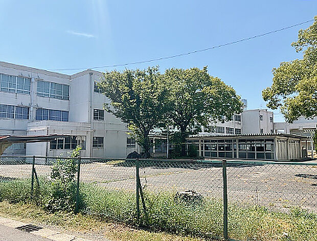 春日井市立東部中学校