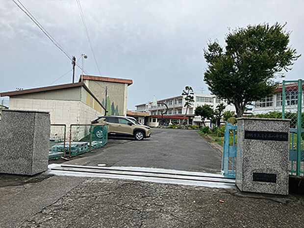 静岡市立第八中学校