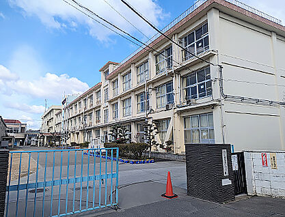 明石市立山手小学校 約1230m