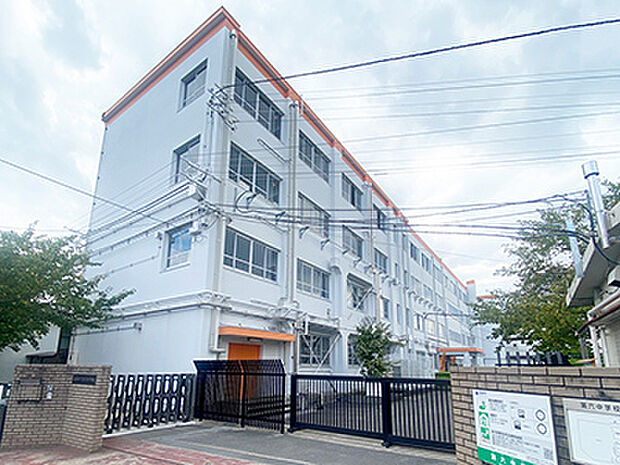 高槻市立第六中学校