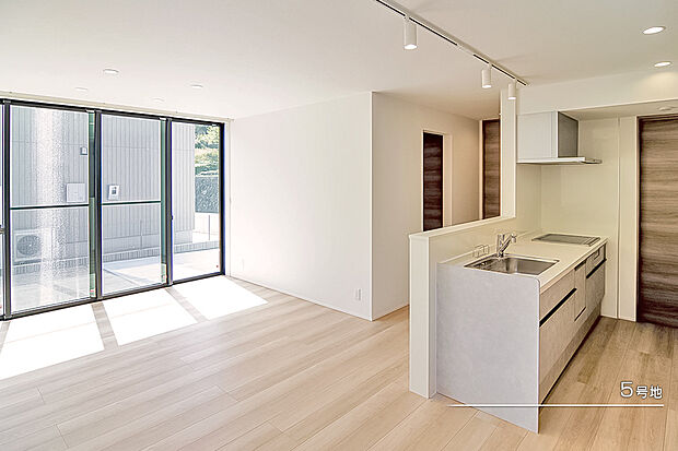 【5号地 リビング】5号地