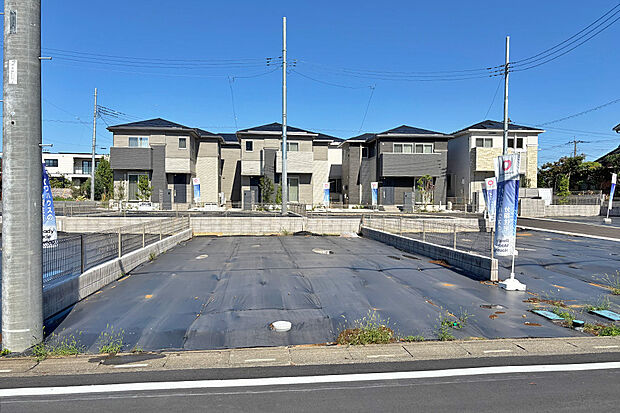 【2号地 外観】前面道路5mに接道する建築条件付宅地です。 16区画のダイワハウスの分譲地で街並みが整備されておりま