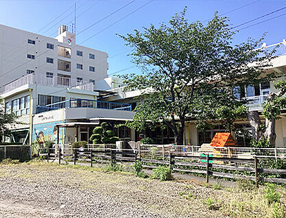 小牧幼稚園 約1460m