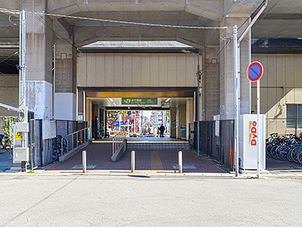 JR内房線・外房線「本千葉」駅