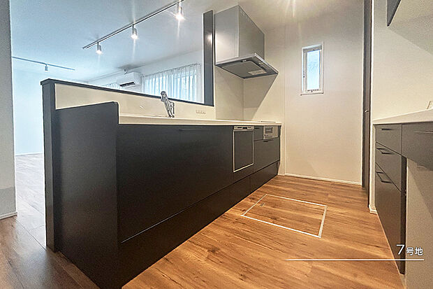 【7号地 キッチン】7号地