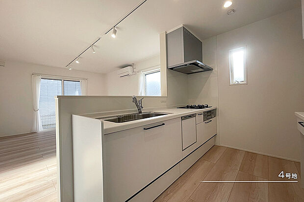 【4号地 キッチン】4号地