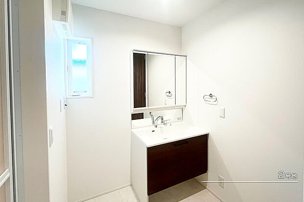 【2号地 洗面室】2号地