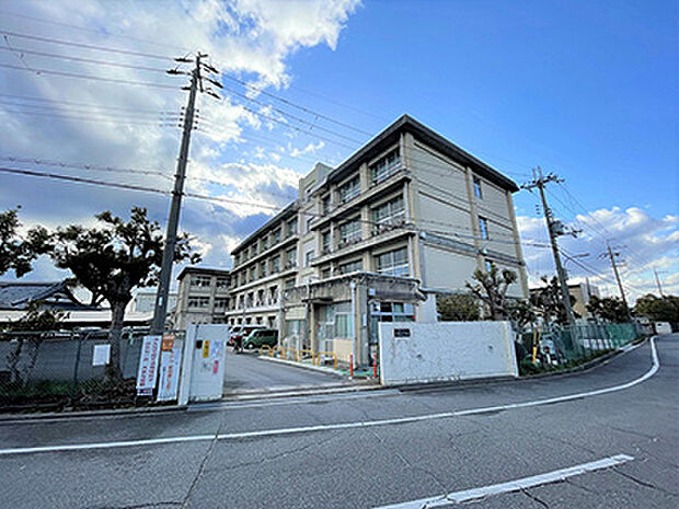 市立沢池小学校