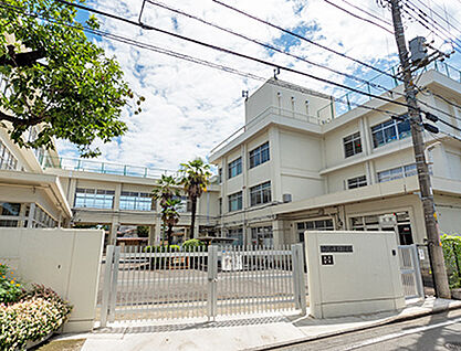 立川市立第十小学校 約950m