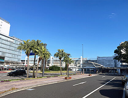 JR日豊本線「宮崎」駅 約1850m