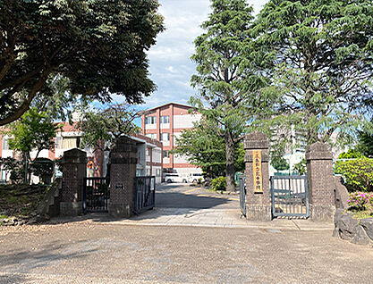 北中学校 約1440m