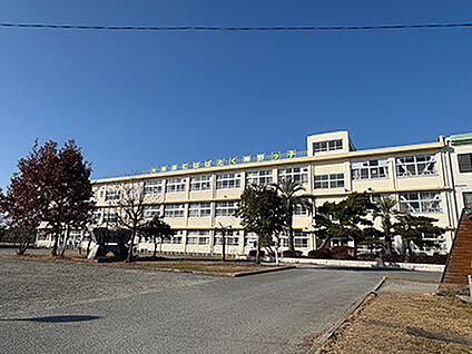 佐賀市立神野小学校 約1750m