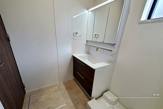 【1号地 洗面室】1号地