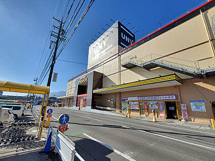 MEGAドンキホーテUNY伊那店 約2300m