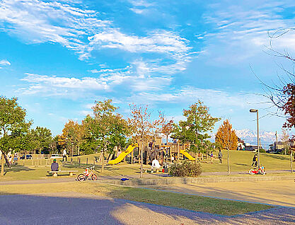 朝菜町堀川町公園 約110m