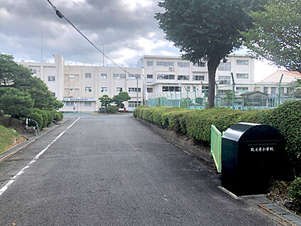 牧之原市菊川市学校組合立牧之原小学校 約1320m