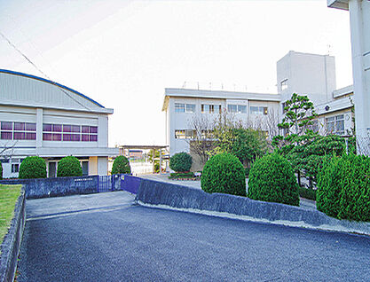 東広島市立平岩小学校 約500m