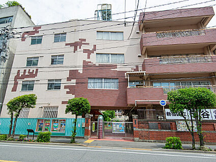 市谷幼稚園 約1040m