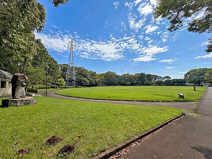 大塚公園 約760m