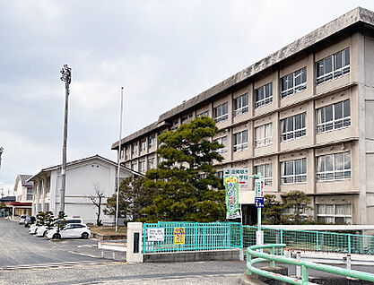 倉敷市立東陽中学校 約1020m