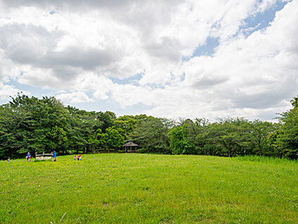 牛久保公園 約350m