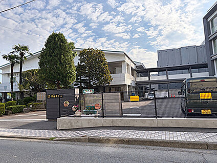熊本市立帯山中学校 約900m