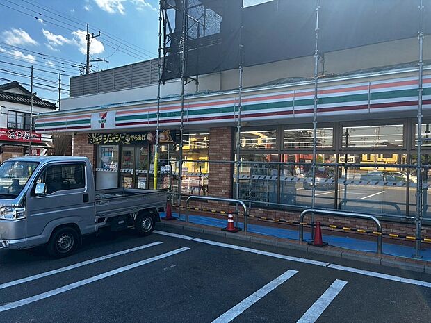 セブンイレブン青葉台1丁目店（約650m）