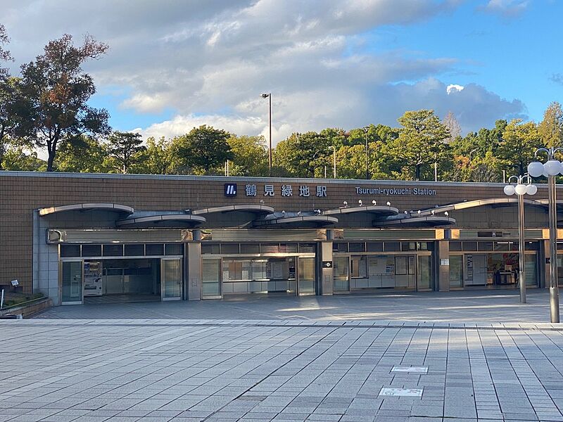 【車・交通】OsakaMetro長堀鶴見緑地線「鶴見緑地」駅