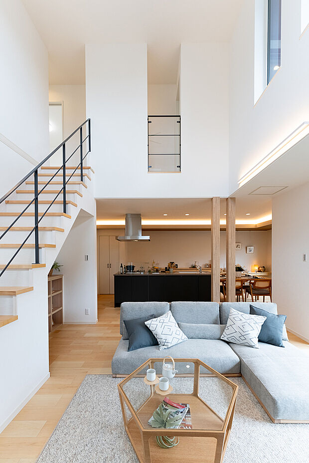 創建の家といえば、「吹抜け」。大開放感＆空間のつながりが魅力です。