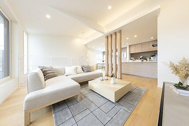 注文住宅をメインに手掛ける創建が建てた、注文住宅品質の物件!
デザイン性は勿論、家事ラク・生活動線などの間取り設計も必見です!
※画像はご案内場所となる「ルナシティ柏アクティア」でご覧いただけます