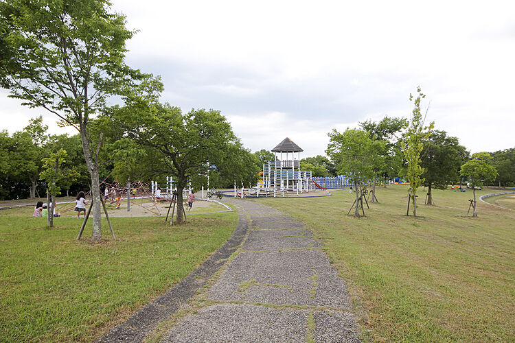 ホームズ ルナ神戸ふじわら台 神戸市北区 神戸電鉄三田線 岡場 駅バス7分柳谷公園歩1分の新築一戸建て