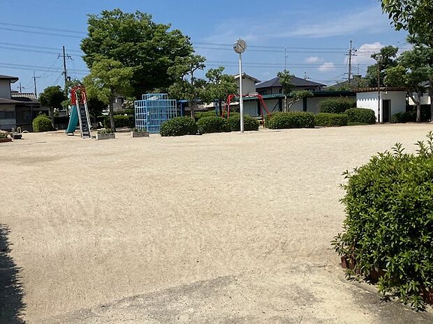 枚方市立船橋小学校(約1,600m)