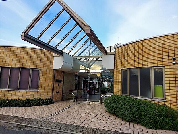 枚方東山郵便局(約1,200m)