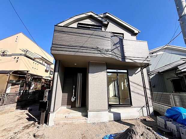 B号棟販売現地、ご内見可能です。