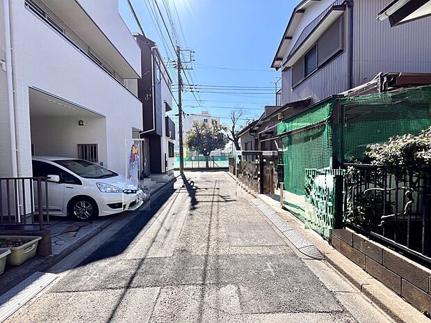 【外観】前面道路