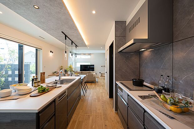 広々使えるキッチン