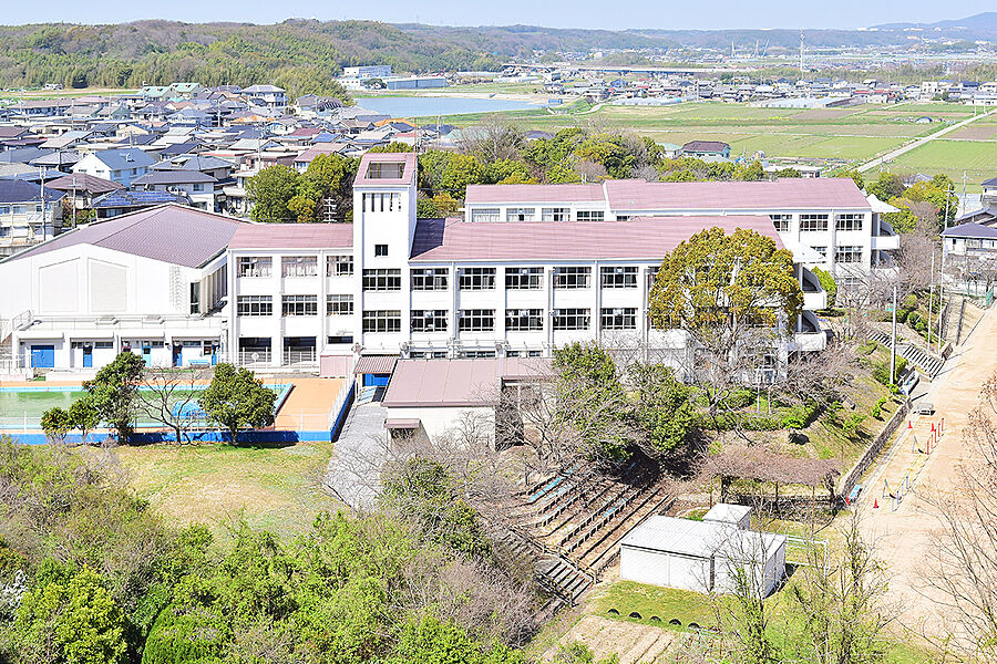 市立出合小学校…440～490ｍ