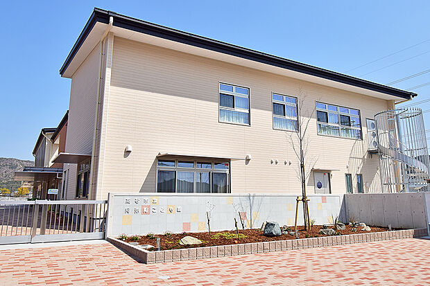 市立阿弥陀こども園(約710m)