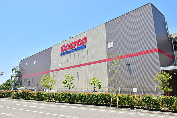 コストコ神戸倉庫店(約2,730m)