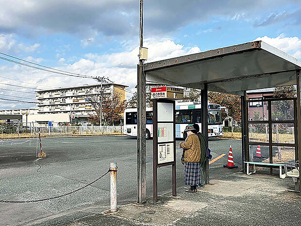 西鉄バス「星の原団地」停（約450m）