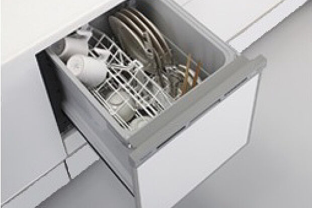 【食器洗い乾燥機【Panasonic】】家事の中で負担が大きい食器洗いの時間を大幅に短縮し、ゆとりを生み出します。皿からグラスまでしつこい油汚れもしっかり落とし、乾燥。食器洗いの手間が省けます。