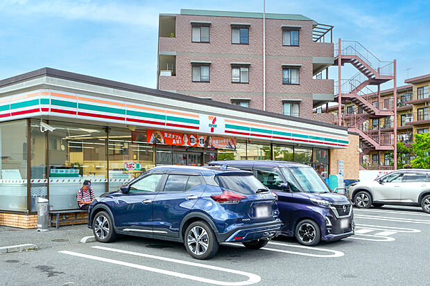 セブン-イレブン 船橋飯山満町2丁目店（現地より徒歩5分）