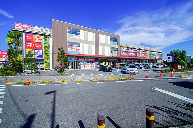 アクロスプラザ流山店（現地より徒歩18分）