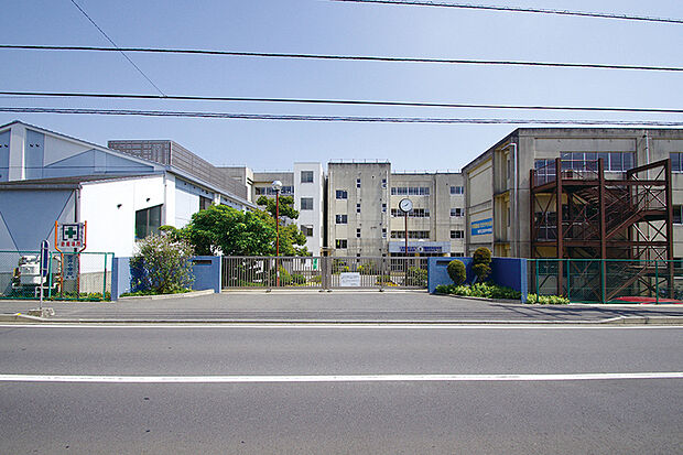 逆井中学校(現地より徒歩10分)