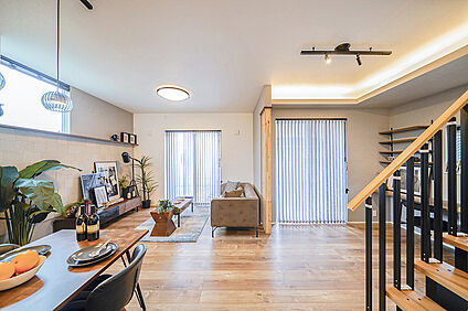 近隣MODEL HOUSE 公開中