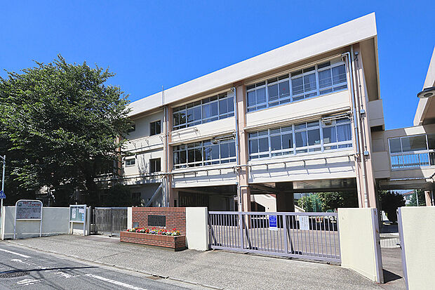 東村山第六中学校（現地より徒歩8分）