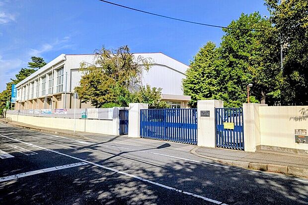 第一中学校（現地より徒歩15分）